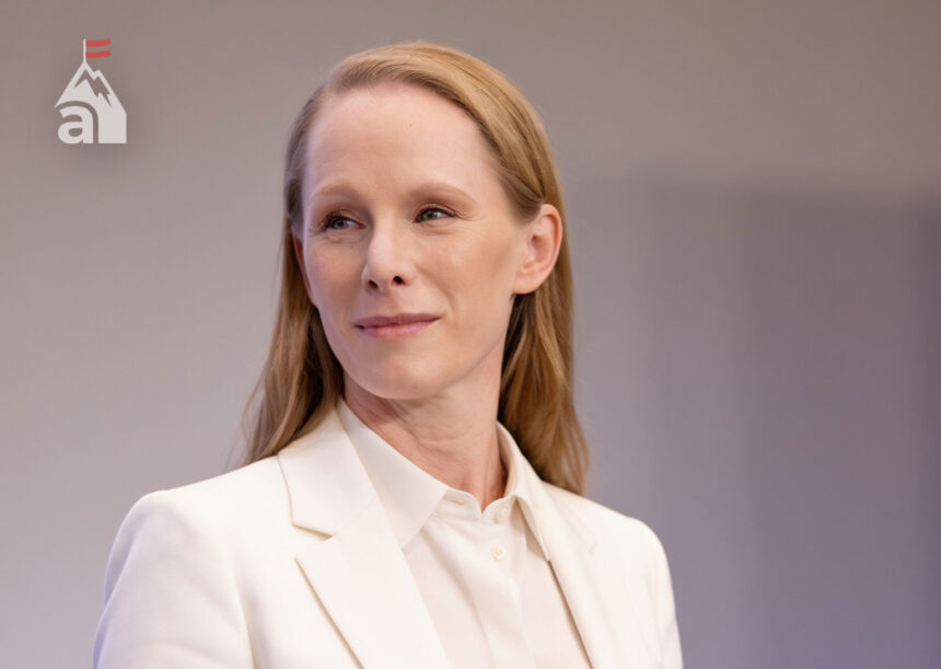 Susanne Wuest